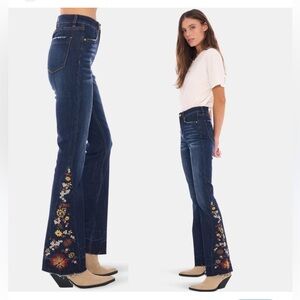 Ashley Mason Premium Chloe embroidered boot cut jeans 23 or 00